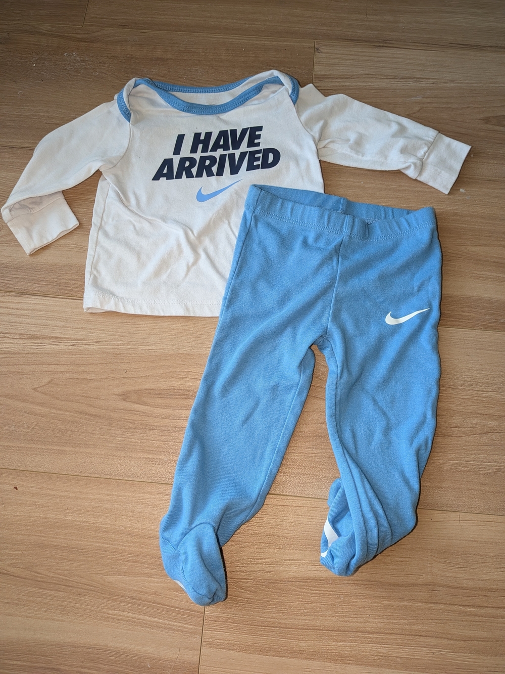 Nike White & Baby Blue Footed One-Piece Set with 'I Have Arrived' Graphic
